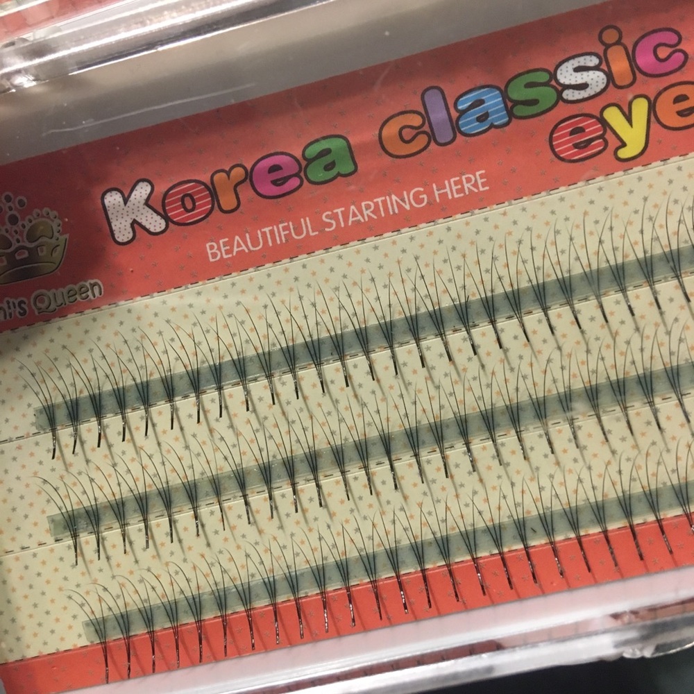 Eyelashes bundle - Picture 4 of 4